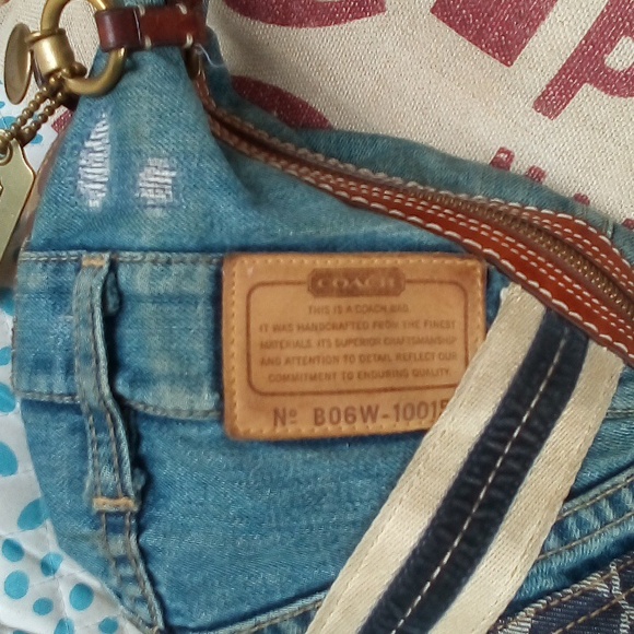 LE Coach Denim Bag-10015!! - Picture 2 of 9